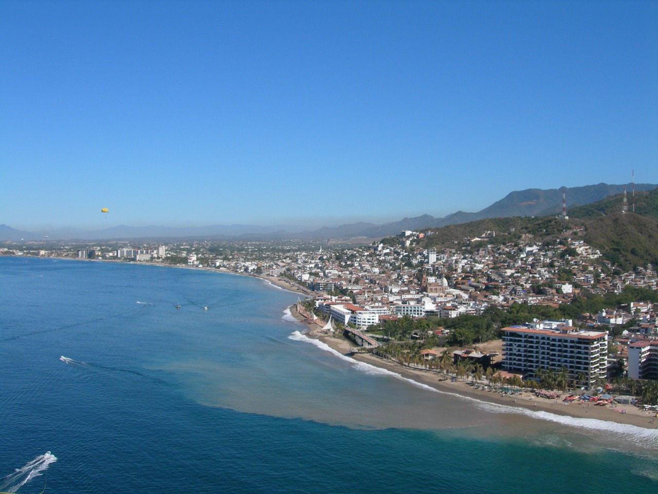 beach-puerto-vallarta